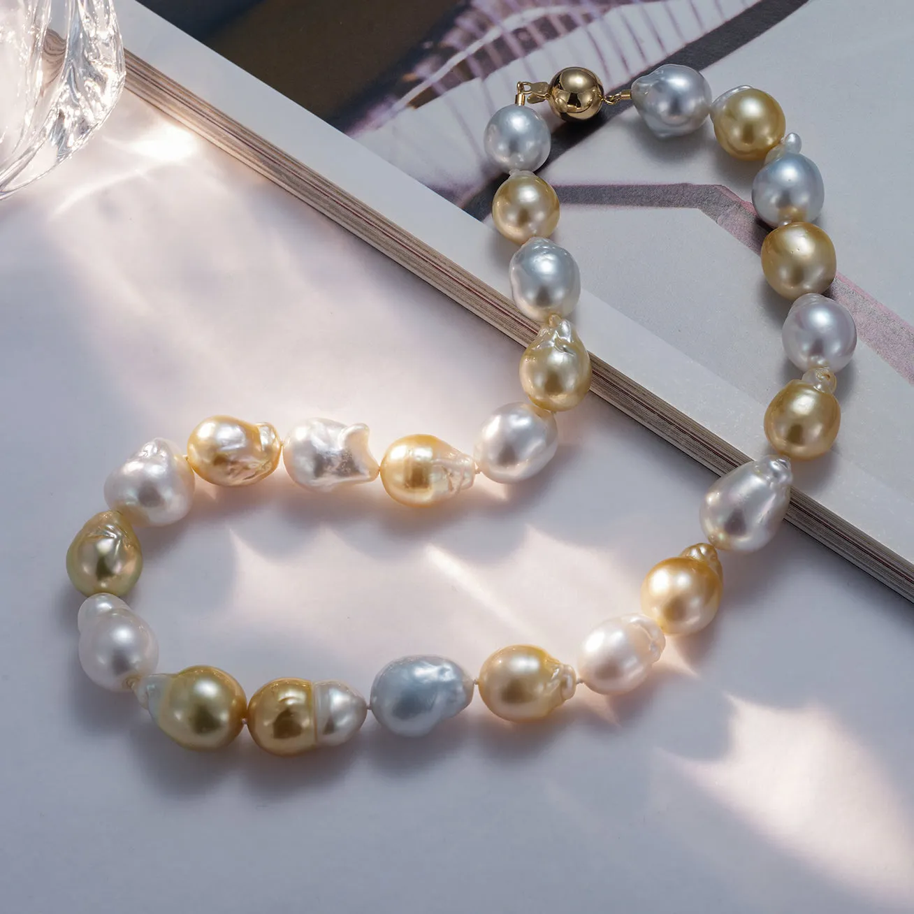 18k Gold Baroque South Sea Pearl Necklace KN00155