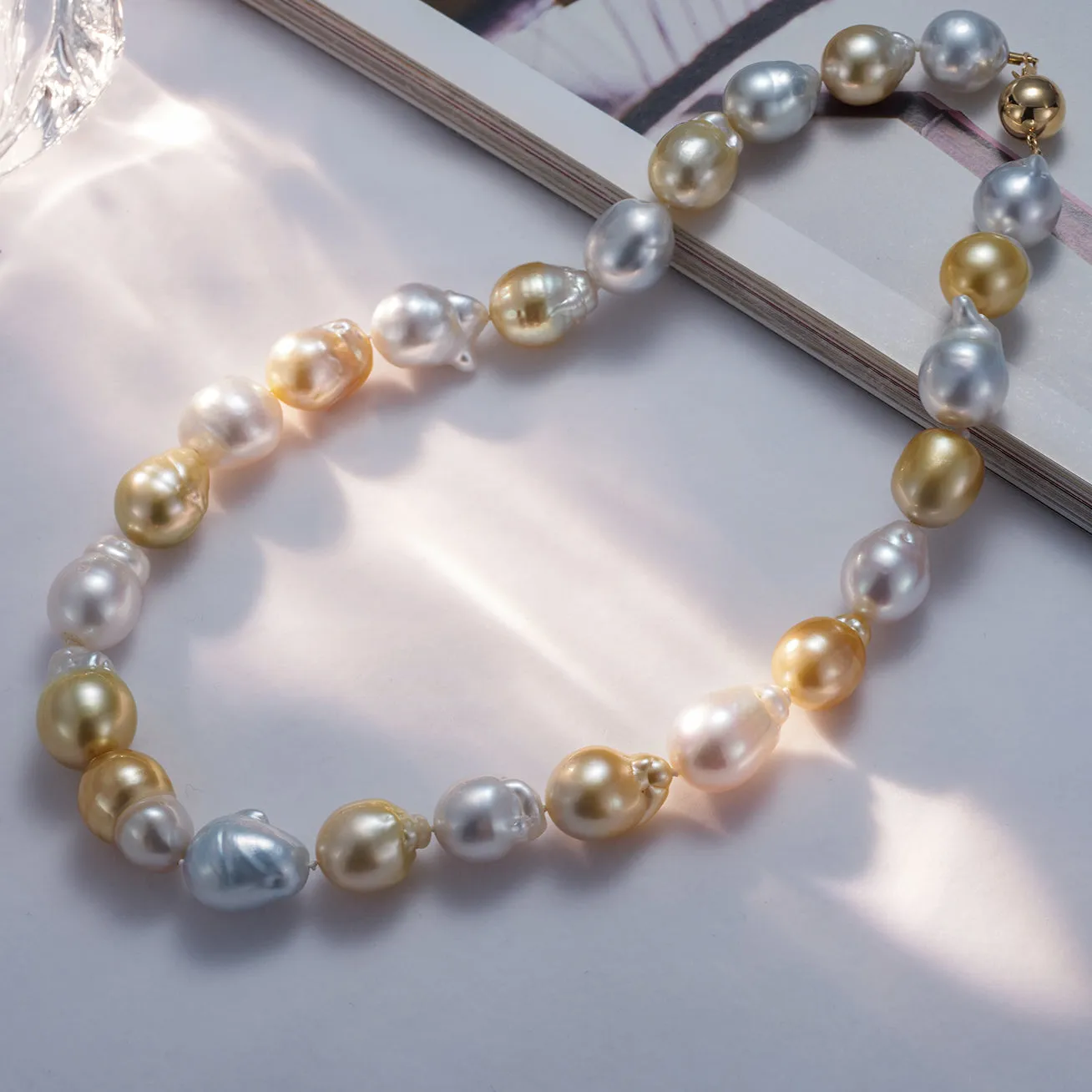 18k Gold Baroque South Sea Pearl Necklace KN00155