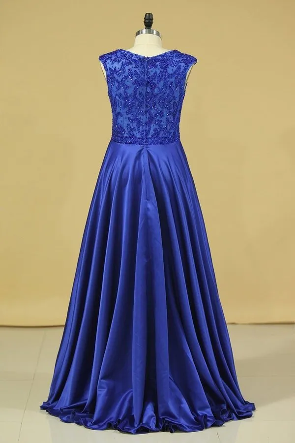 2024 Plus Size A Line Prom Dresses Scoop Dark Royal Blue Satin Cap Sleeves PXZZKEGF