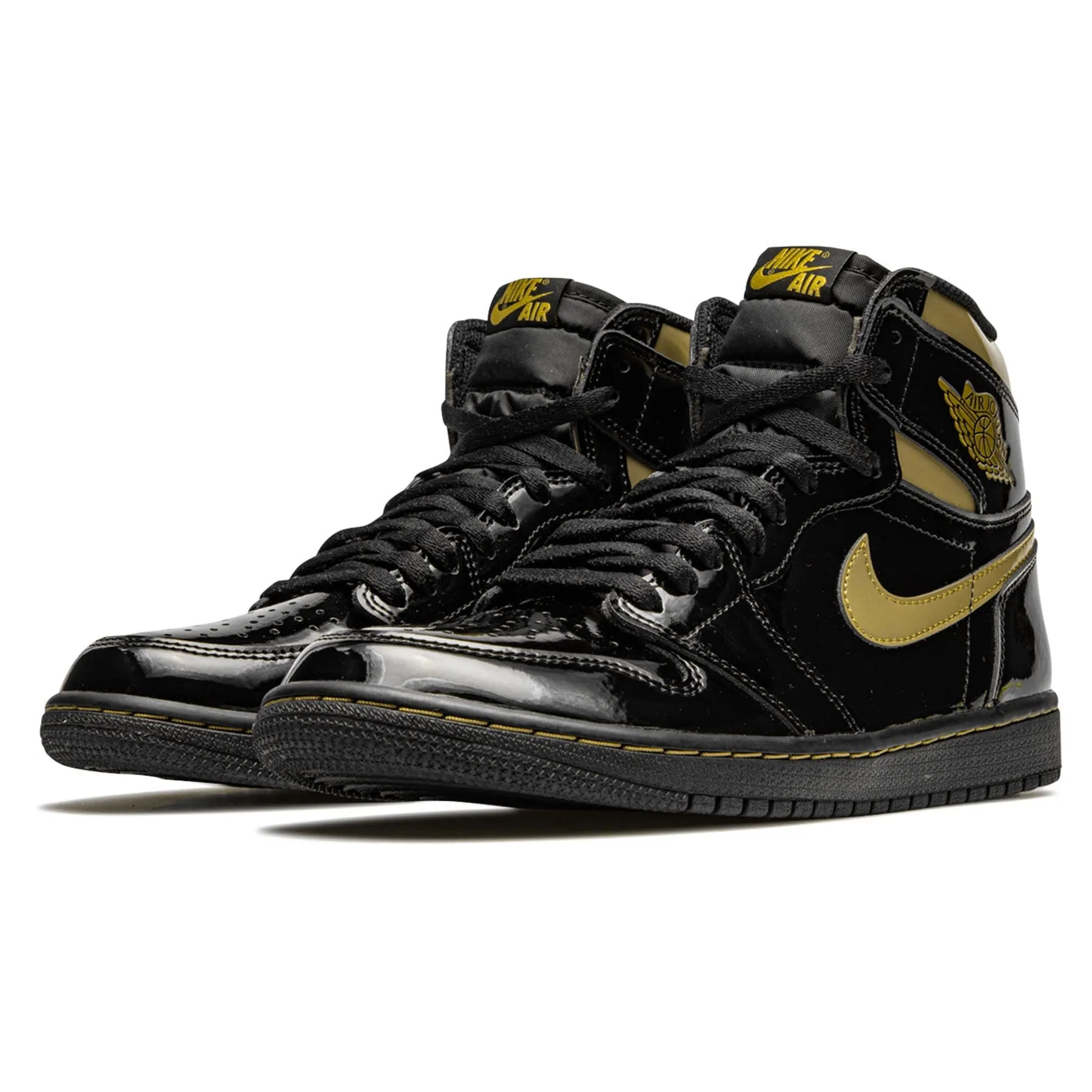 Air Jordan 1 Retro High OG 'Black Metallic Gold'