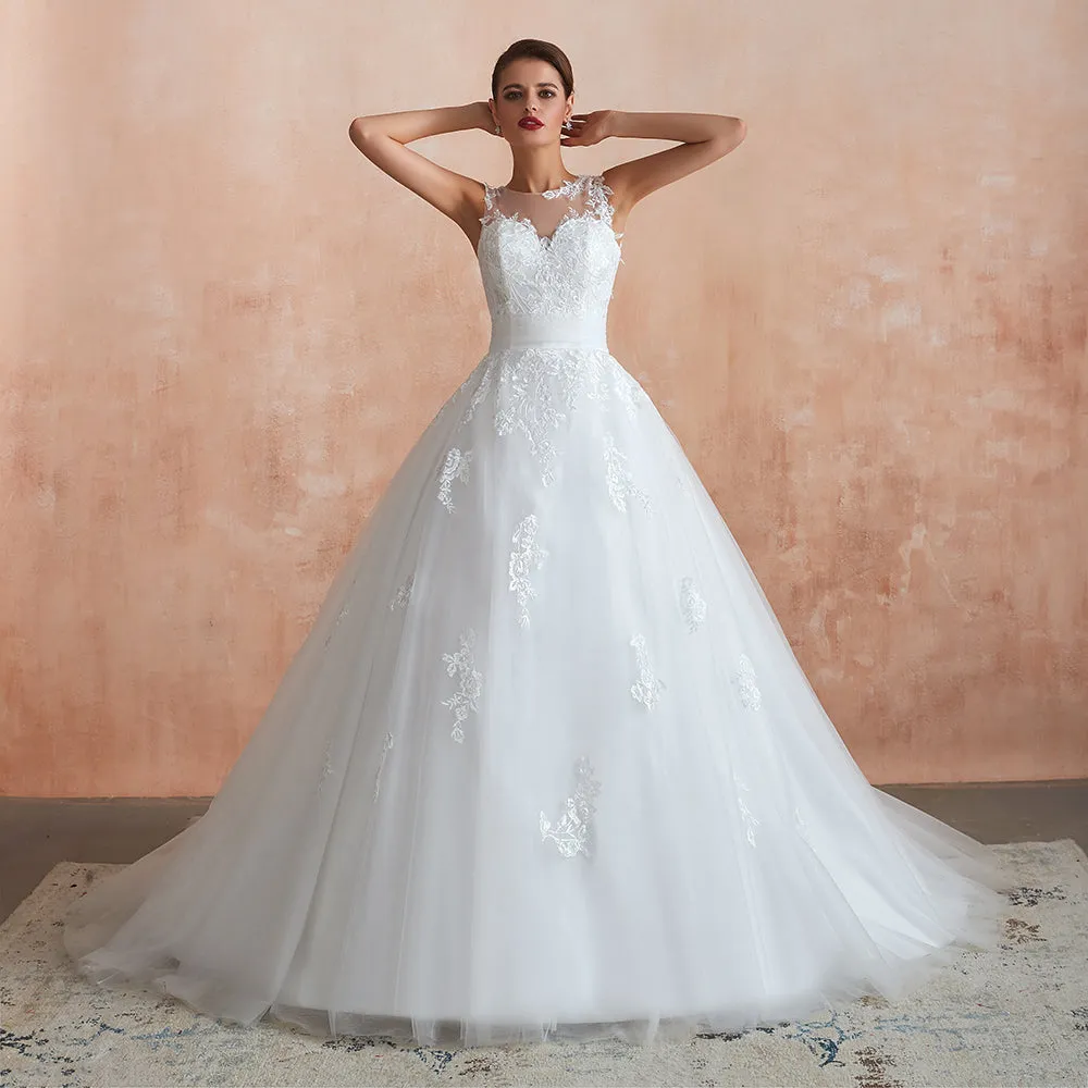 Amazing Long A-line Appliques Lace Tulle Wedding Dress