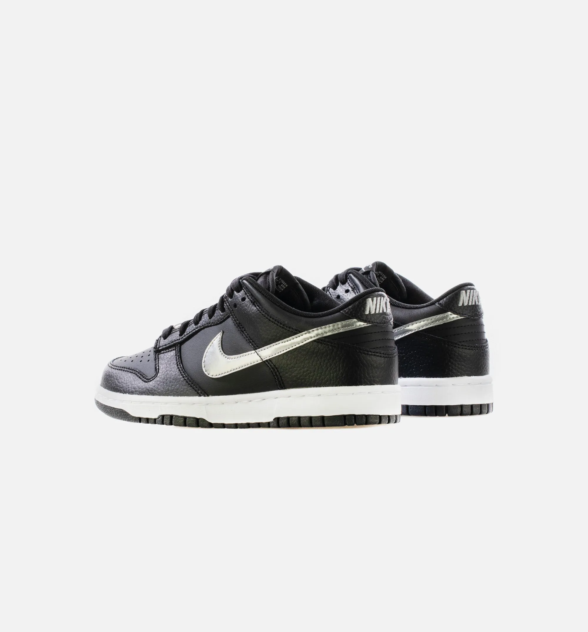 Dunk Low Black Silver Grade School Lifestyle Shoe - Black/Silver Limit One Per Customer