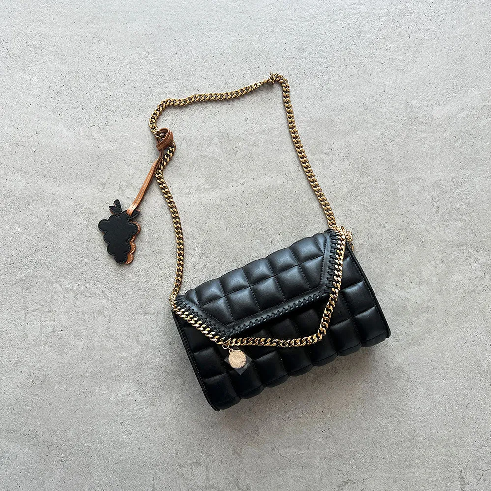 Falabella WOC Quilted (G), Black