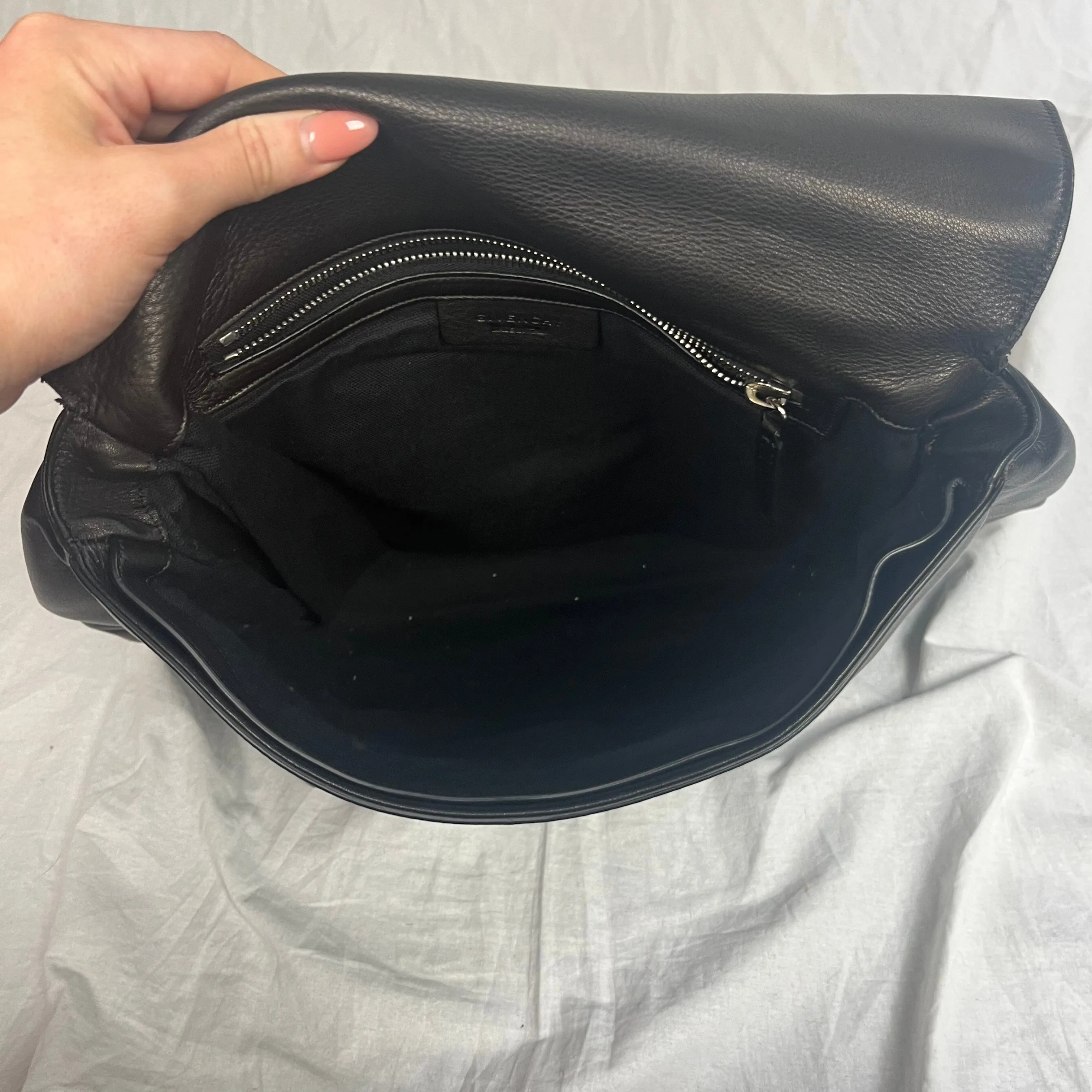 Givenchy Black Smooth Leather Large Shoulderbag