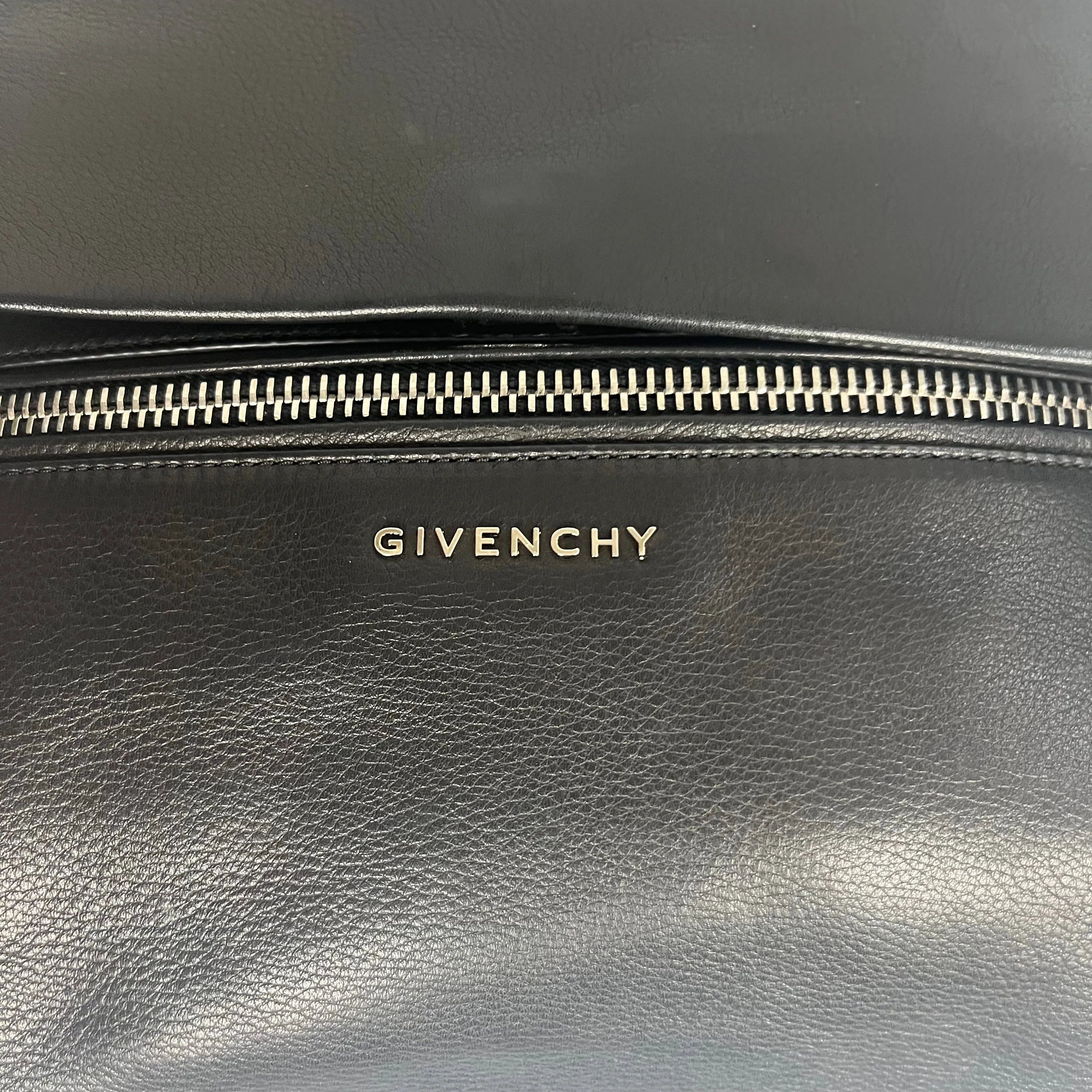 Givenchy Black Smooth Leather Large Shoulderbag