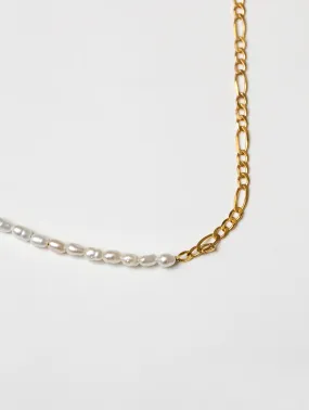 Mara Necklace in Gold