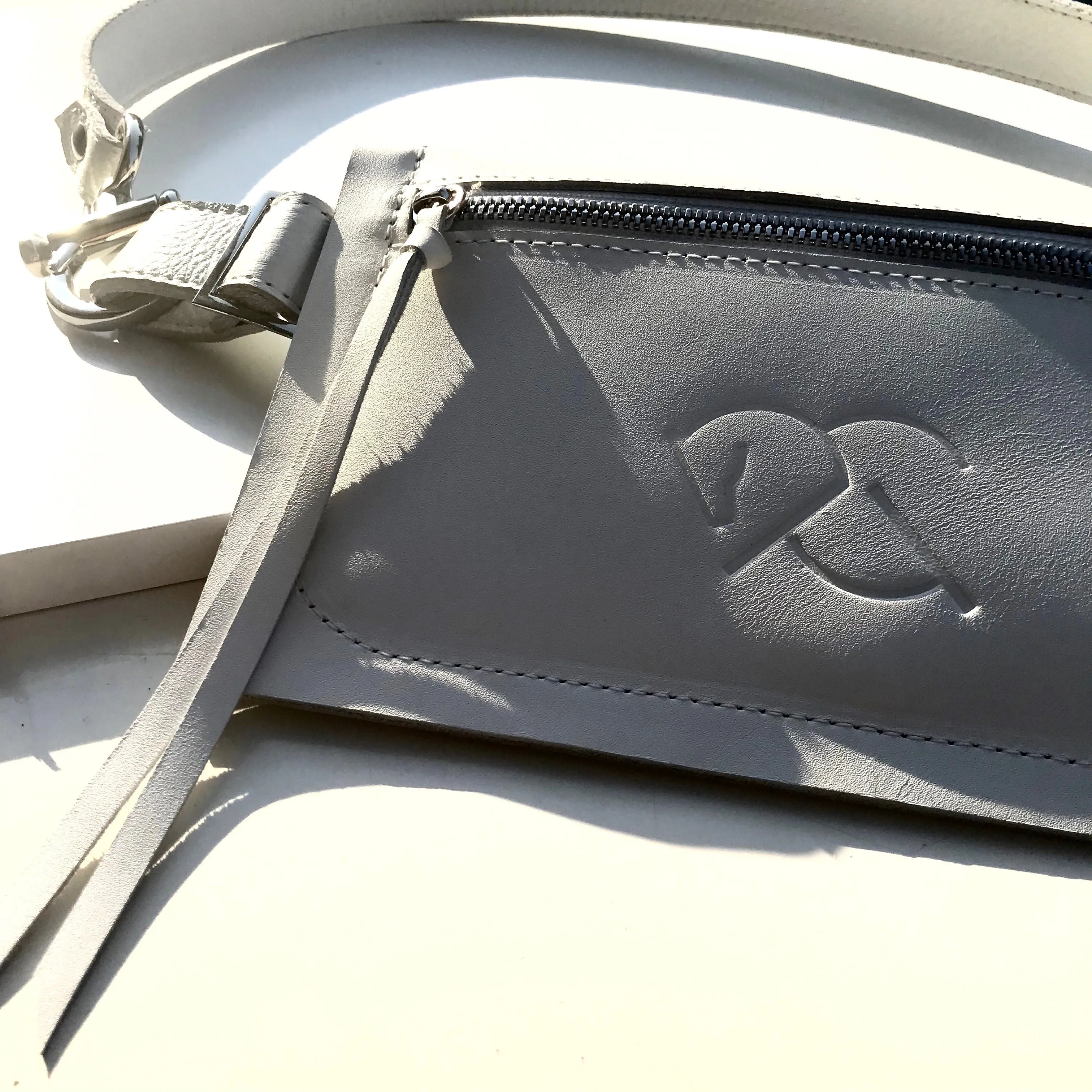 MARENGO CLUTCH | Leather Waist Bag | Hip Bag | Equestrian Leather Pouch - AtelierCG