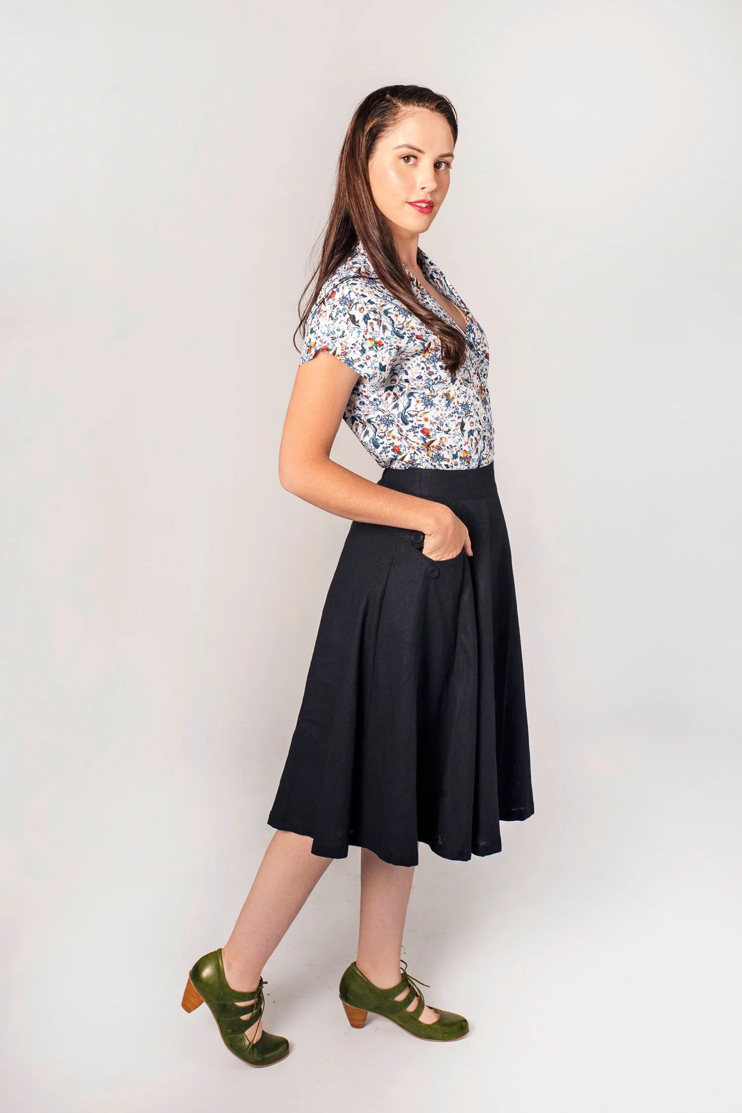 Meline Navy Linen Skirt