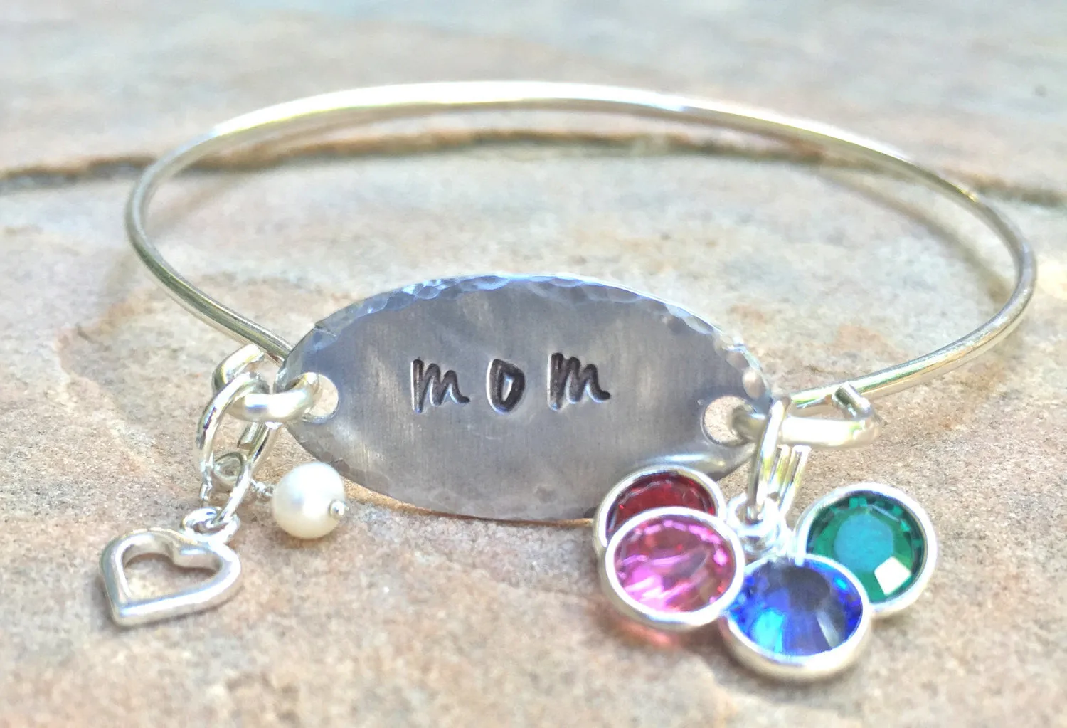 Mom Bangle, Mother's Day Gift, Mother Daughter Bracelet, Mother Children Bracelet, Hand Stamped